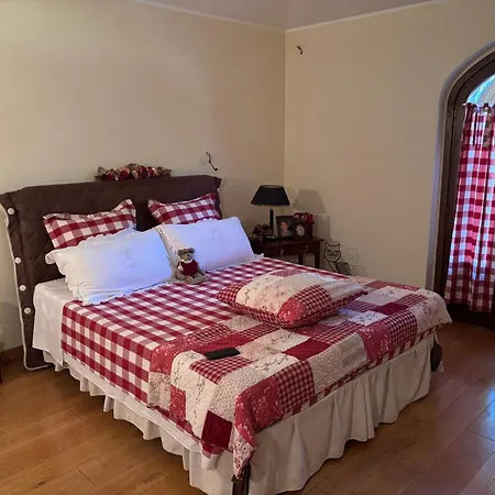 Grandma Lella Πανσιόν Carbonia