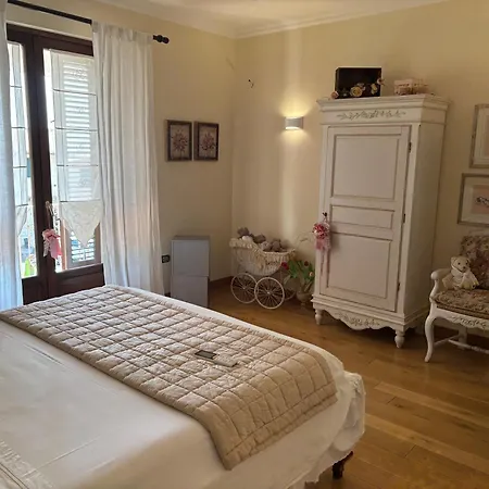 Grandma Lella Πανσιόν Carbonia